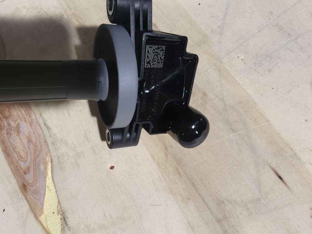 SINOTRUK Ignition coil assembly 202V25919-6007