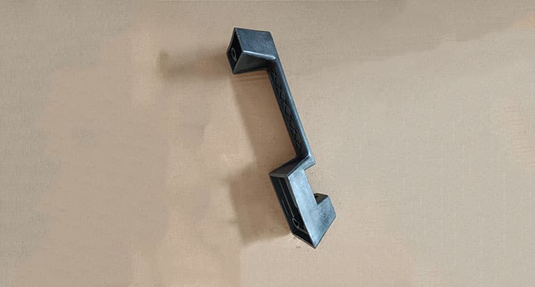 hinge seat
