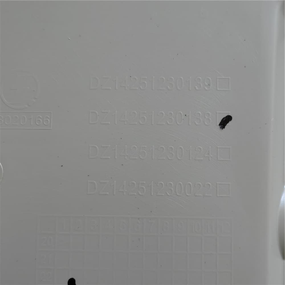 SHAANXI Right rear fender /short DZ14251230022-WX