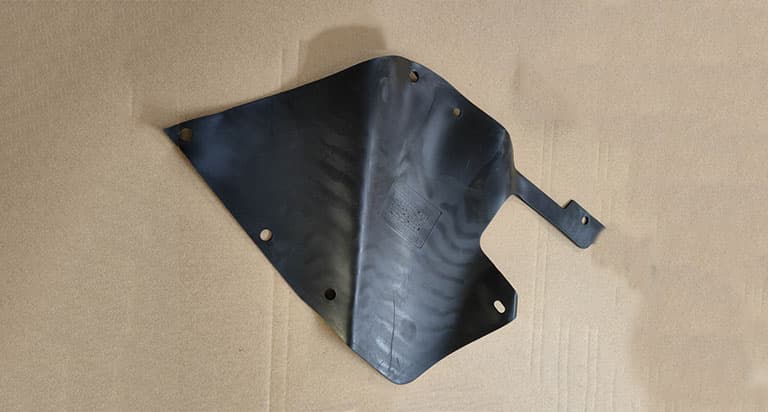 LEFT MUDGUARD APRON 1