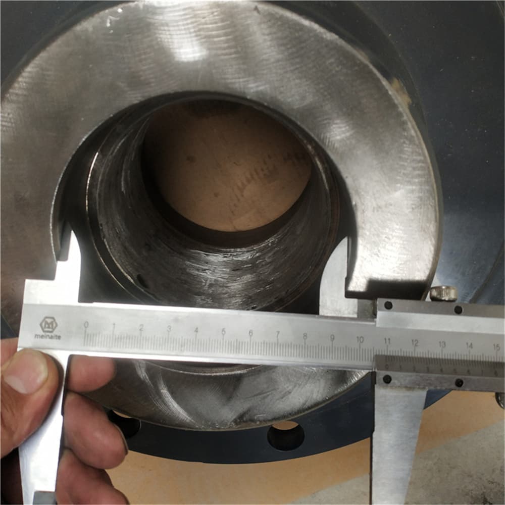 Wheel hub