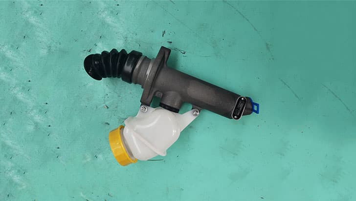Clutch master cylinder