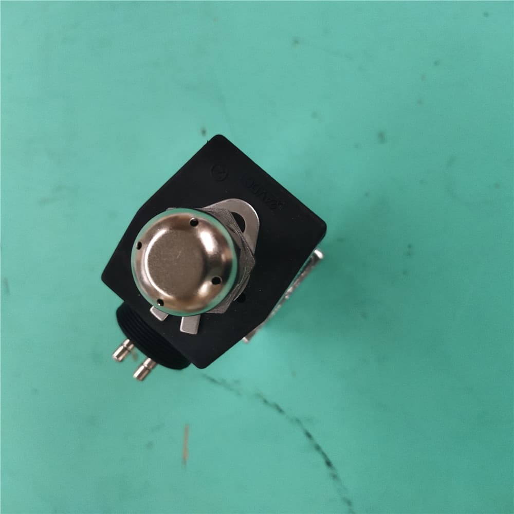 Air pressure signal light switch