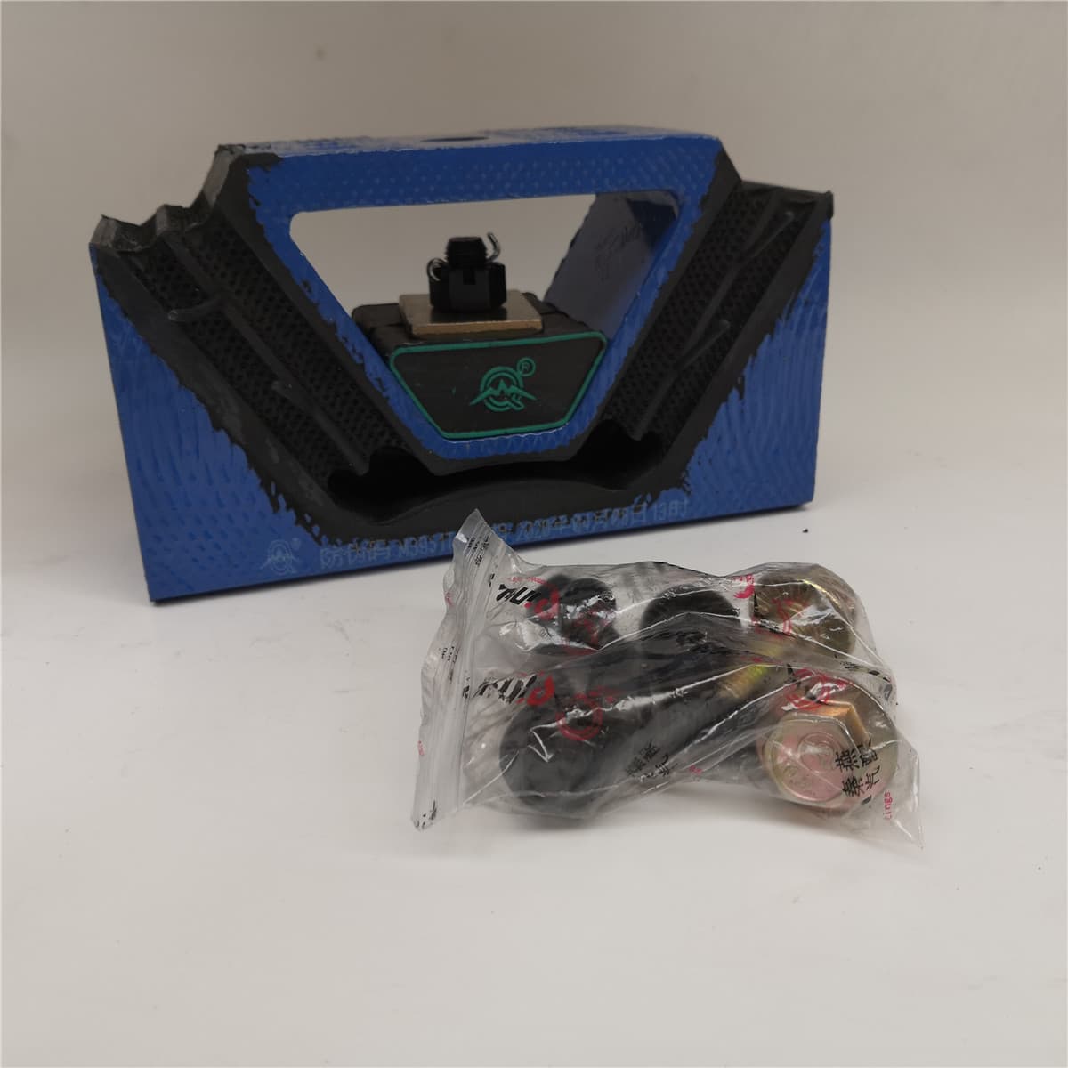 engine rear pad
