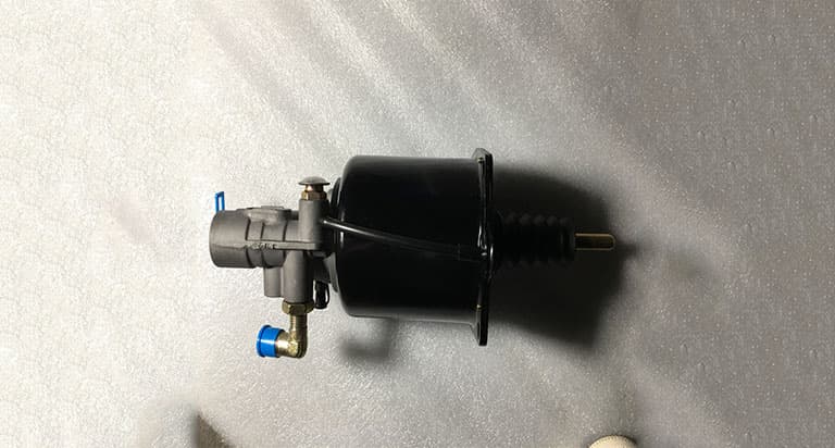 clutch booster cylinder