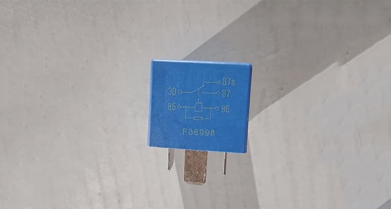 Relay (24V/30A15A)