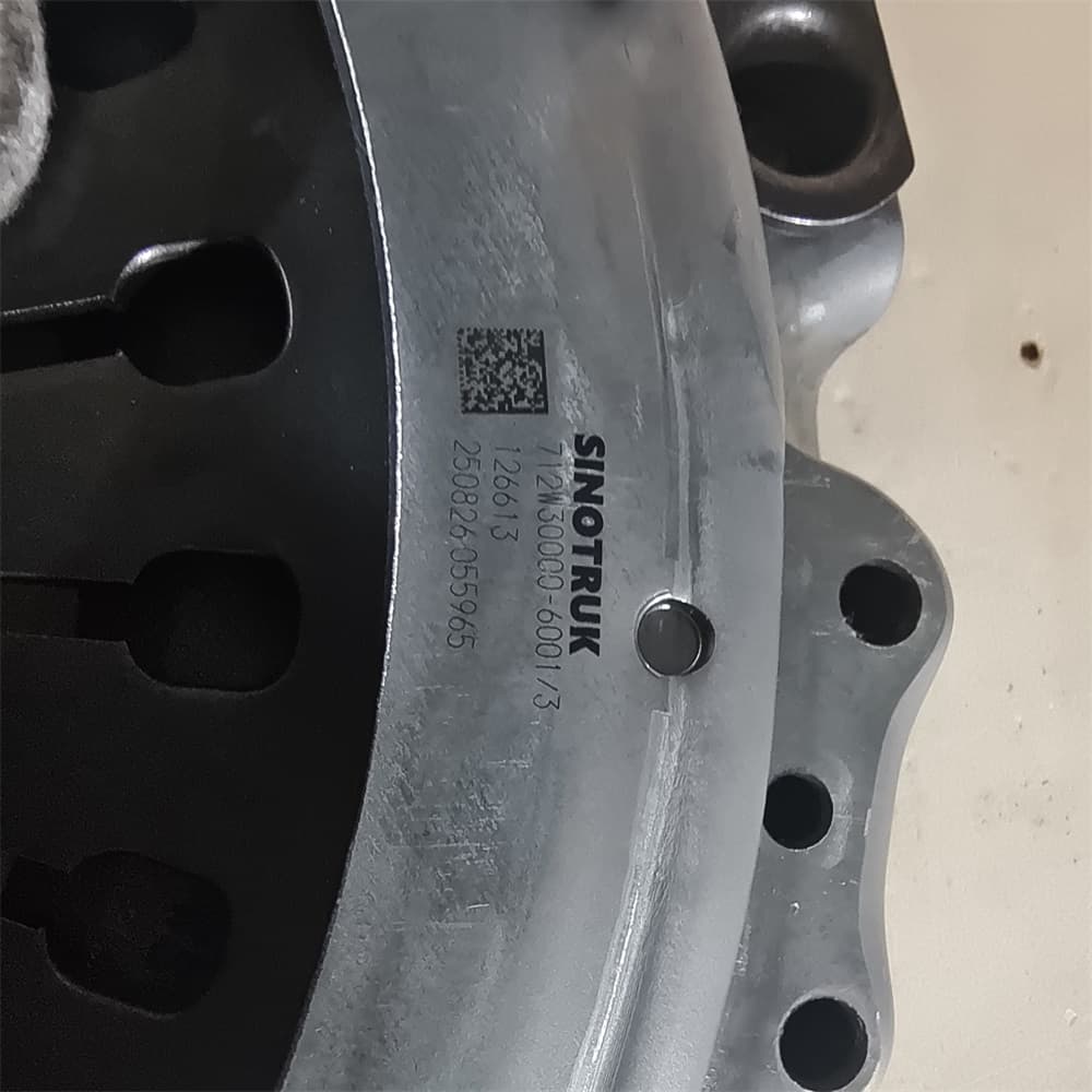 SINOTRUK Clutch pressure plate 712W30000-6001