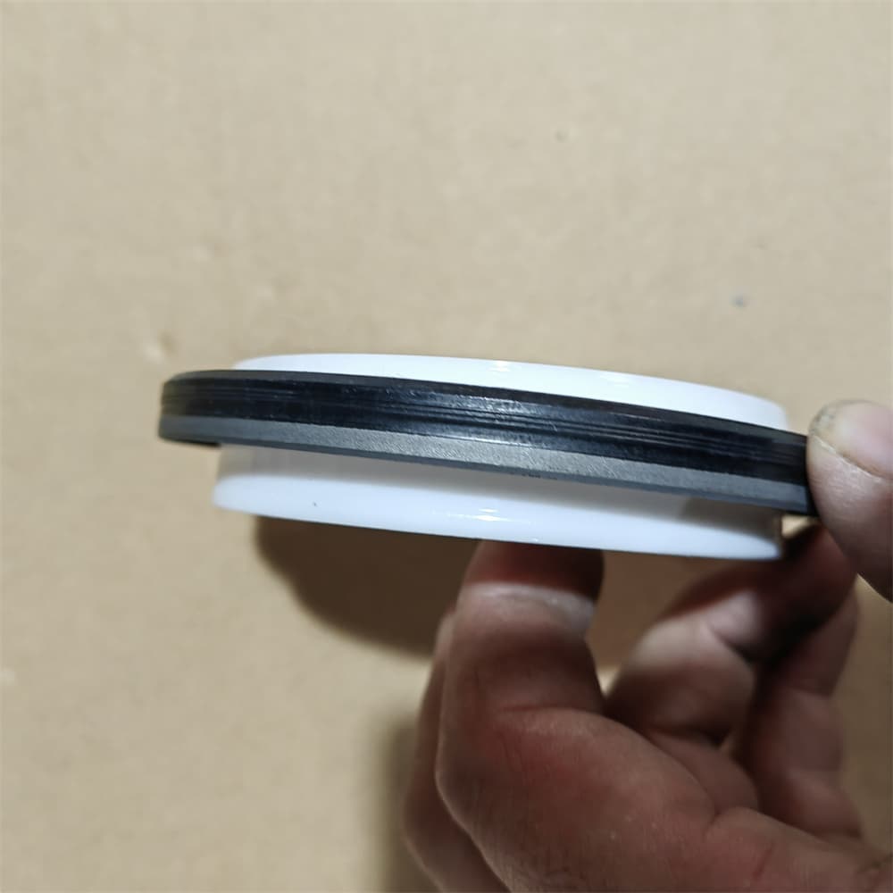 FOTON front oil seal 3695722