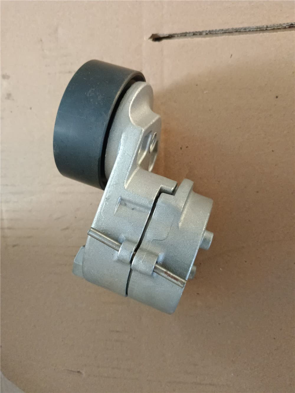automatic tensioning wheel assy with 6pk belt