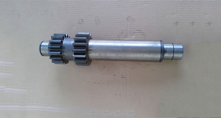 Counter shaft left