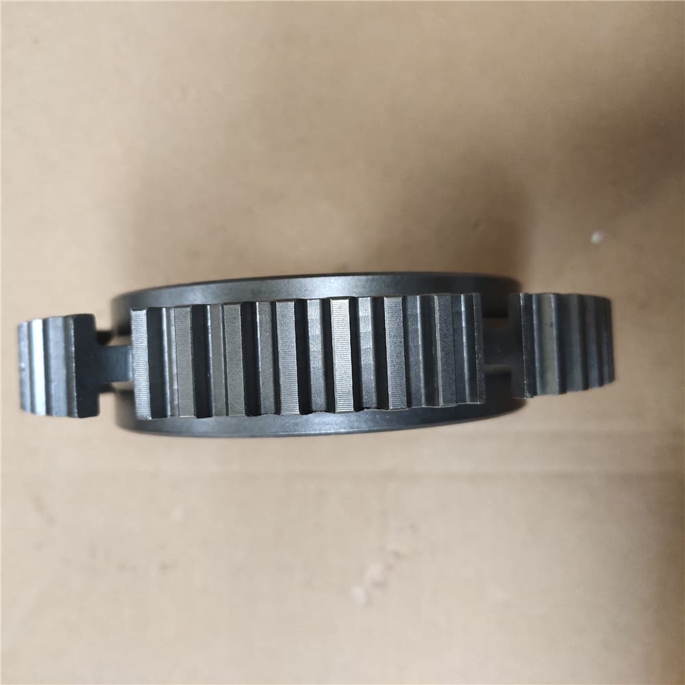 Synchronizer gear seat for inserting and dividing gears