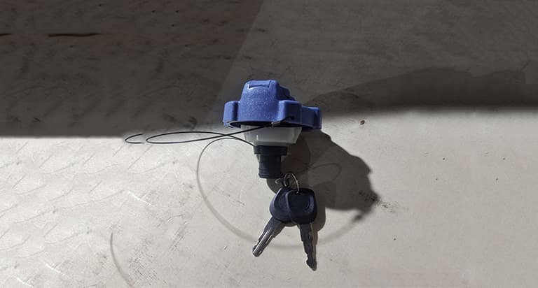 Urea tank cover