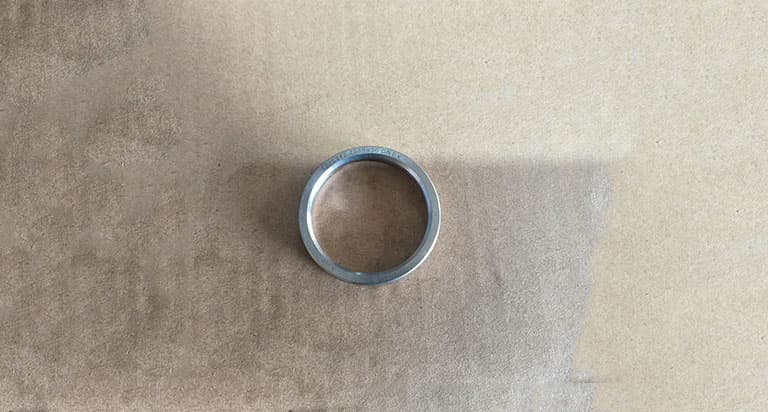 Intake valve seat ring