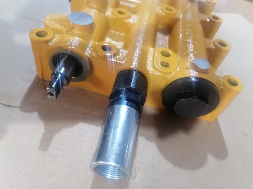 XCMG SHIFT CONTROL VALVE LG03-BSF 4120000064