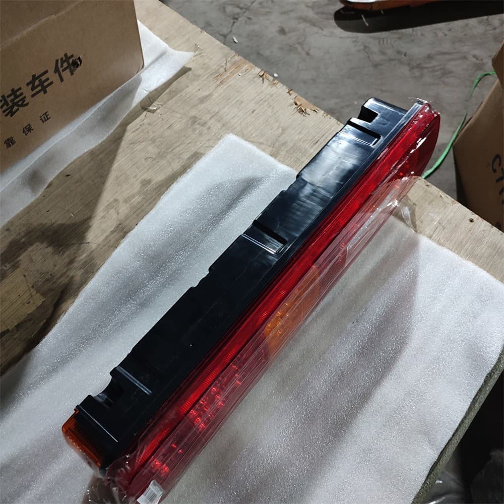 Left rear tail light