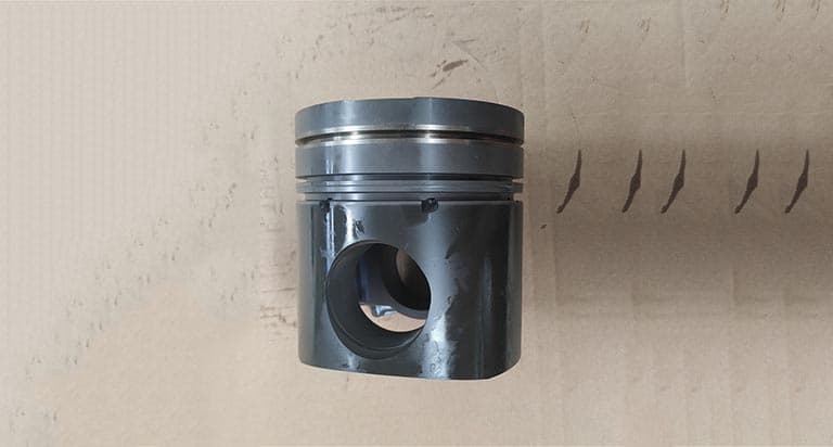 SINOTRUK Поршень 612600030017
