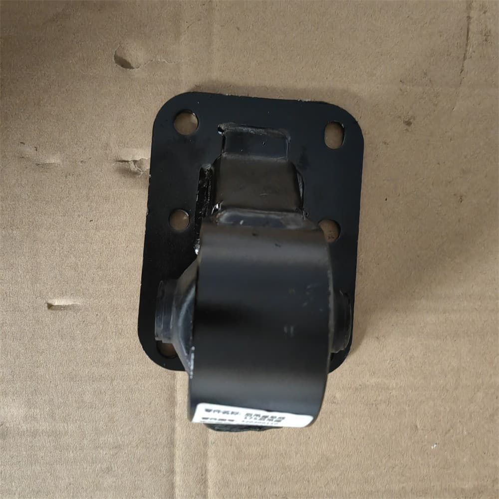 Rear hanger