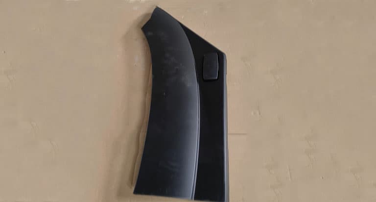 Front Fender Extension (right)