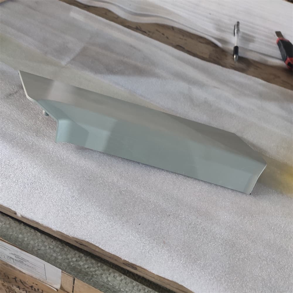 Right cover assembly