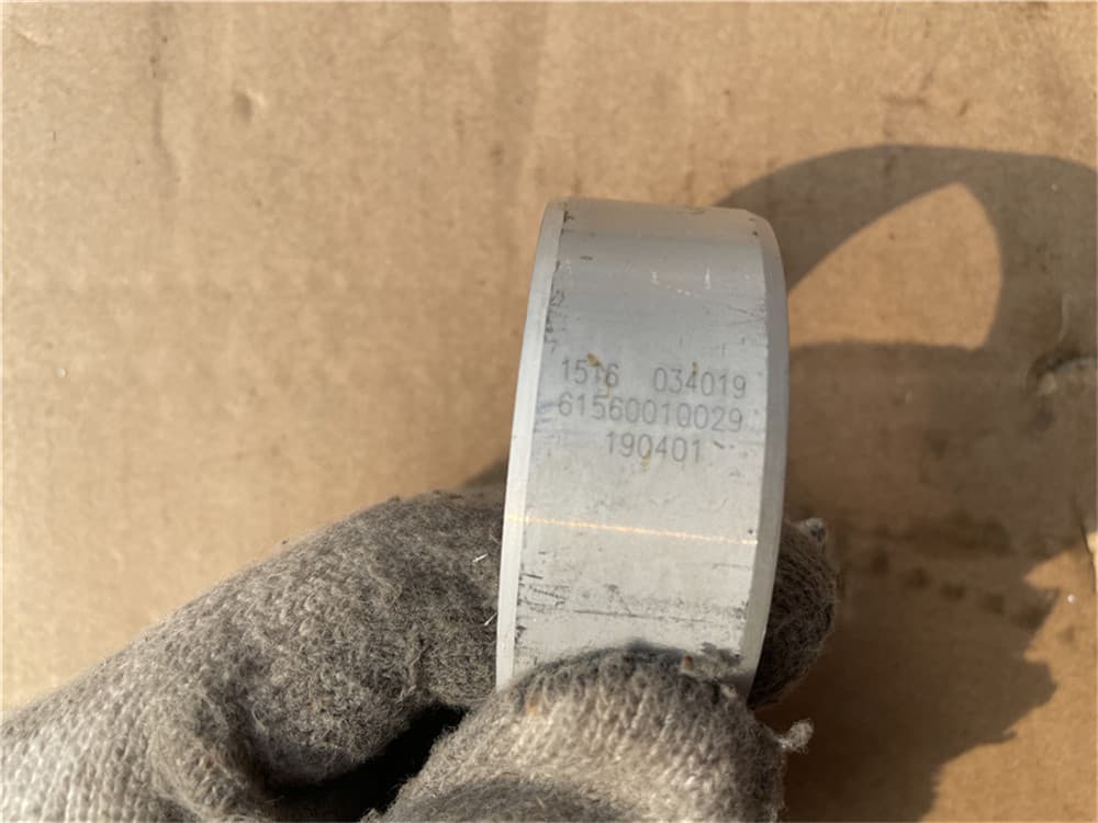 Camshaft bushing