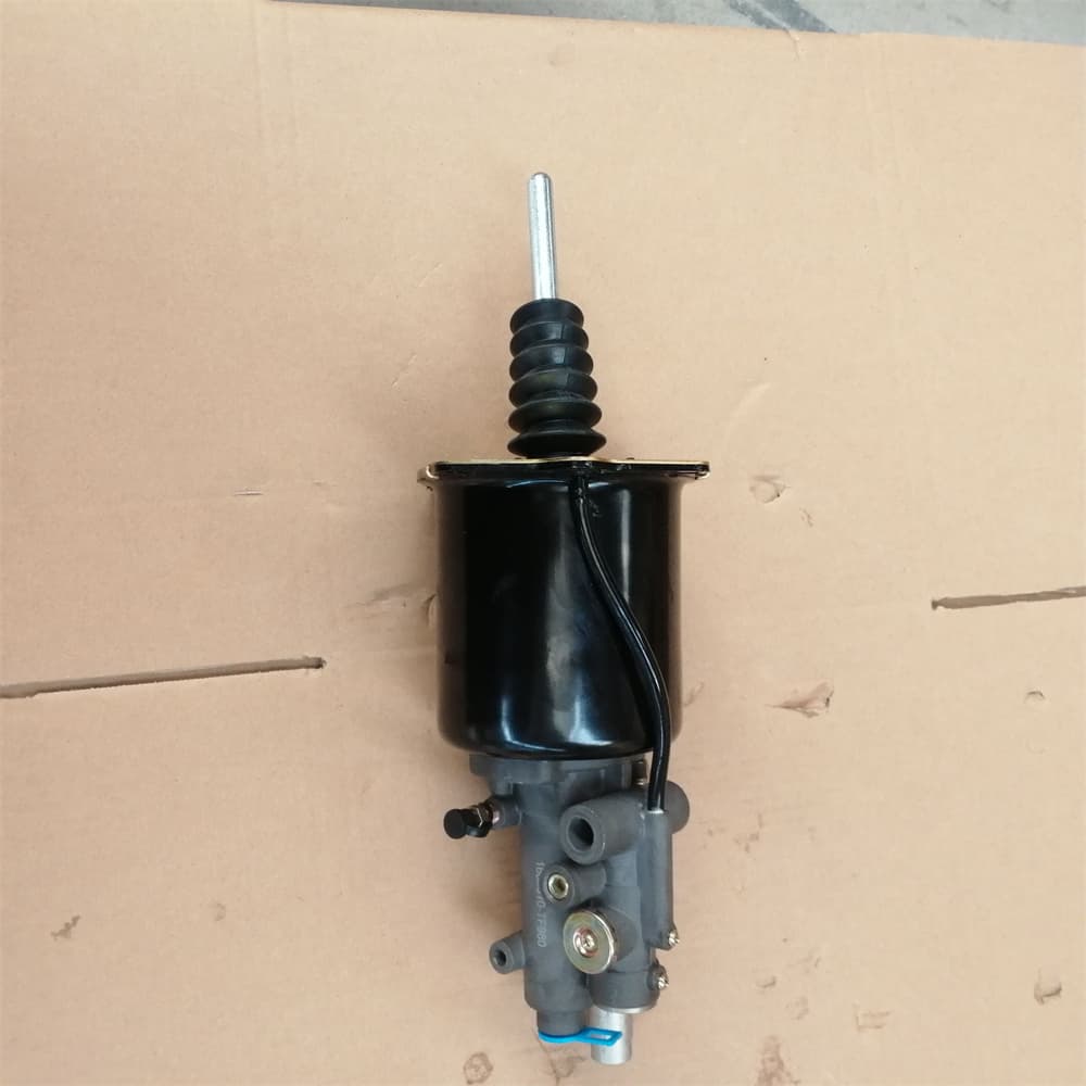 clutch booster cylinder