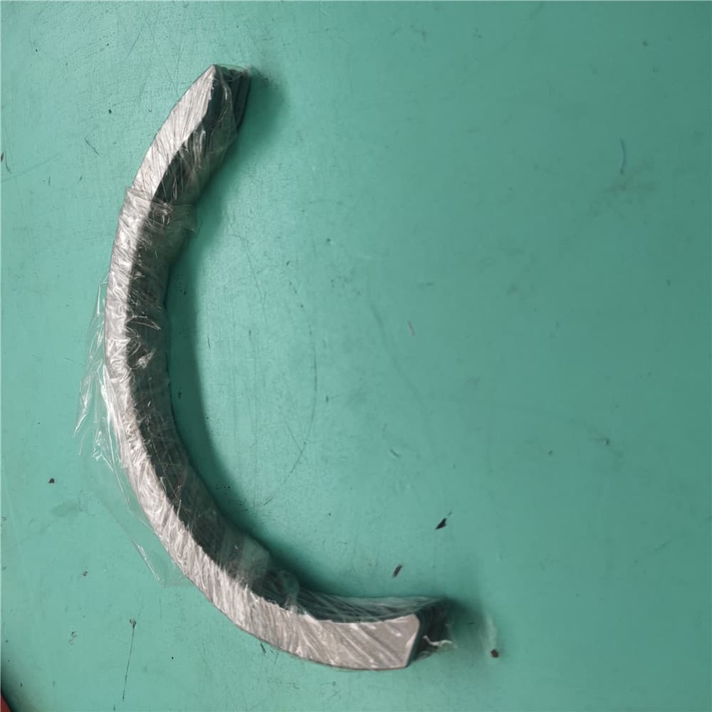 Thrust piece