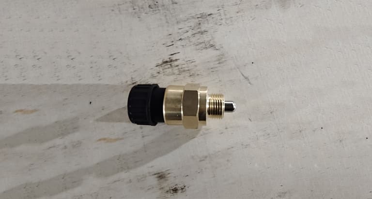 Pressure sensor