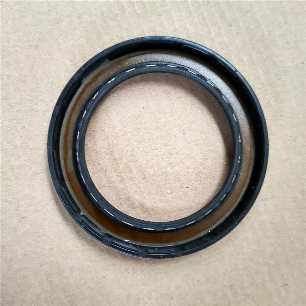 Transmission input shaft oil seal
