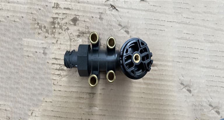 Sensor