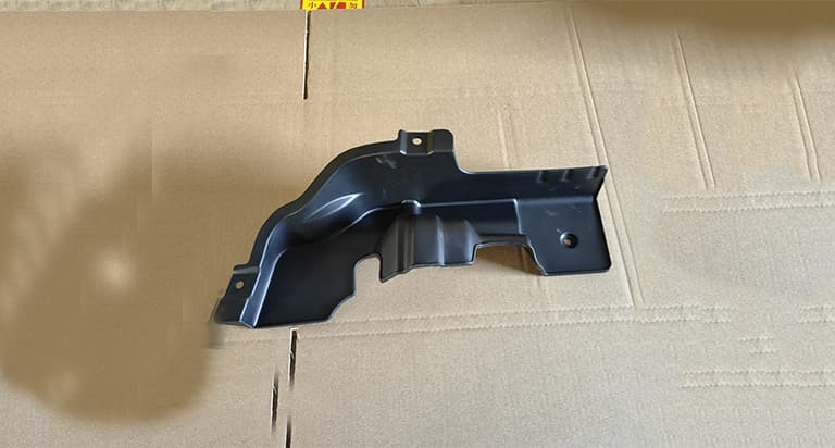 Bumper upper left trim panel