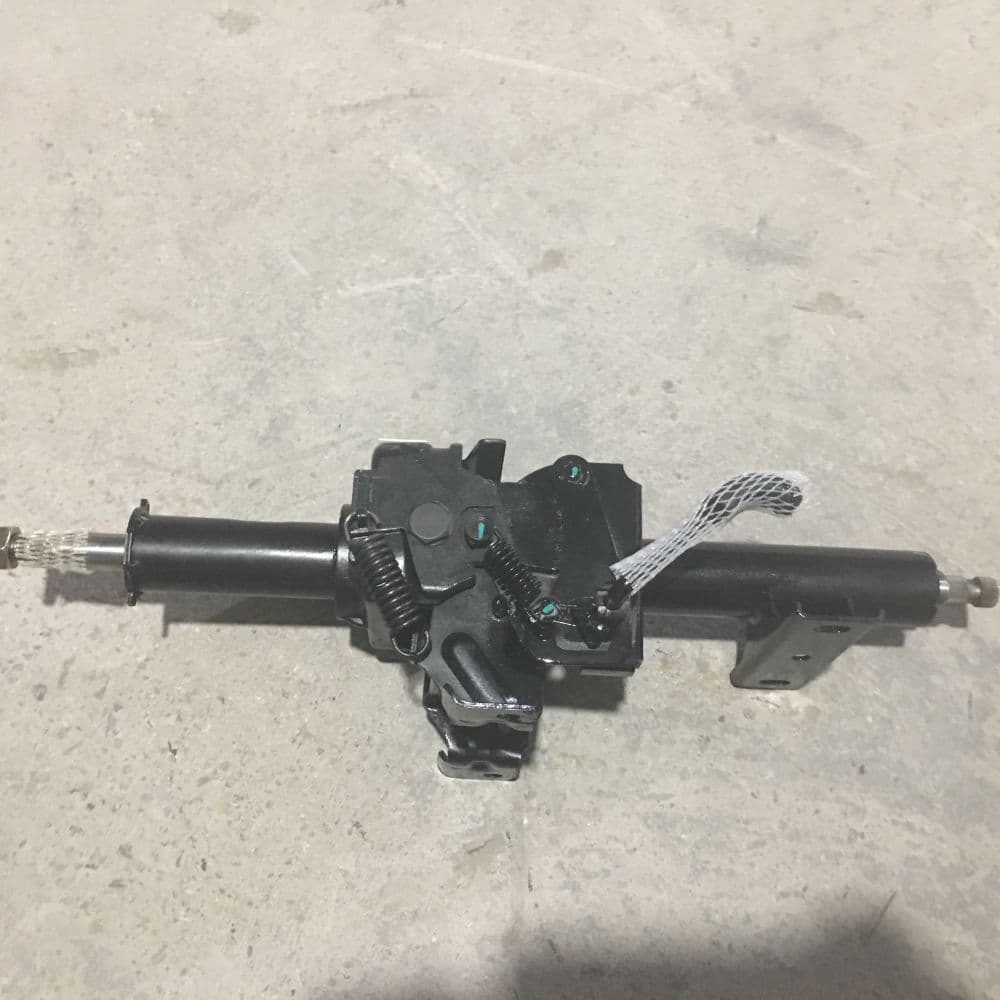 Steering column with steering shaft assembly