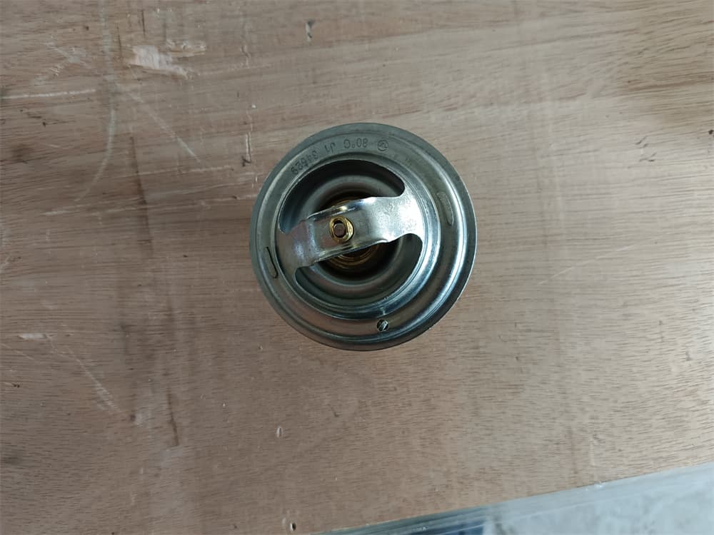 80 degrees thermostat aasy