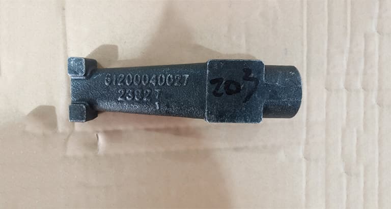 Retaining clamp