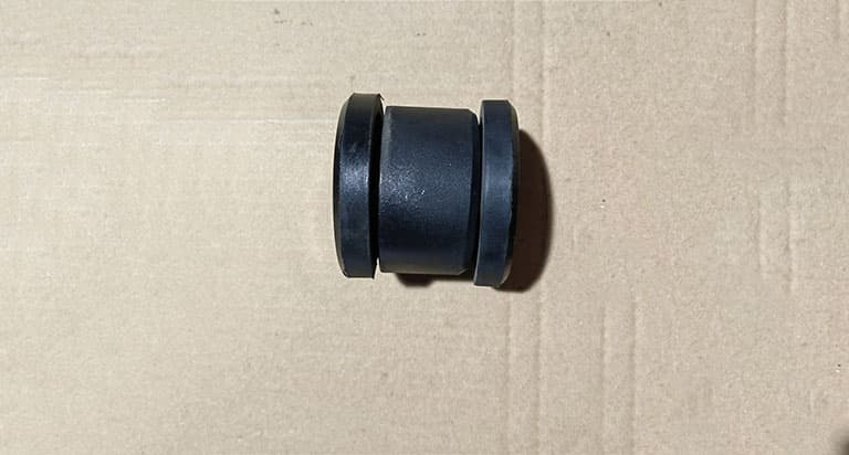 Balance rod bush