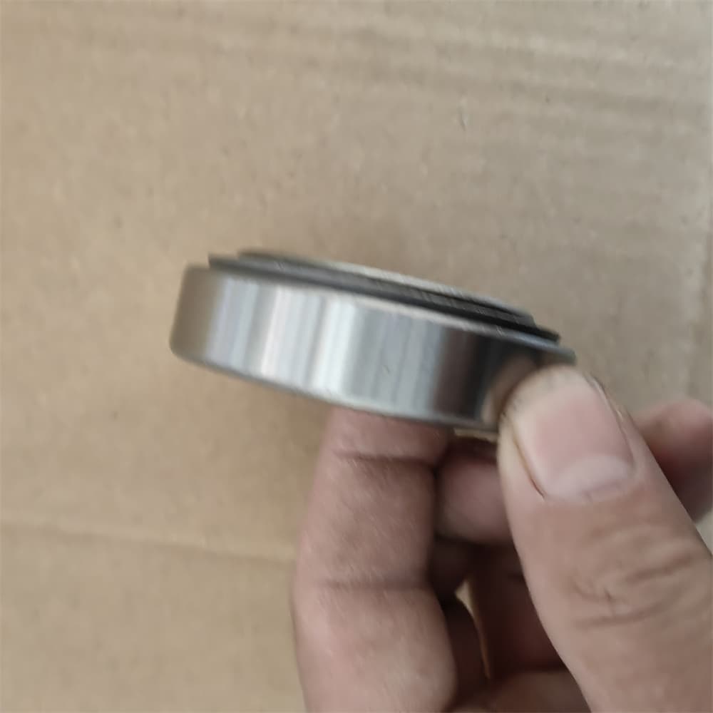Внутреннее белье с носом