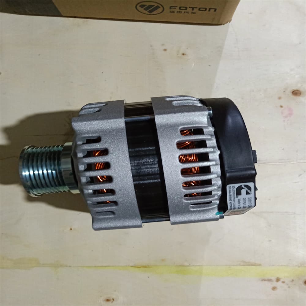 Naveco generator 4990783