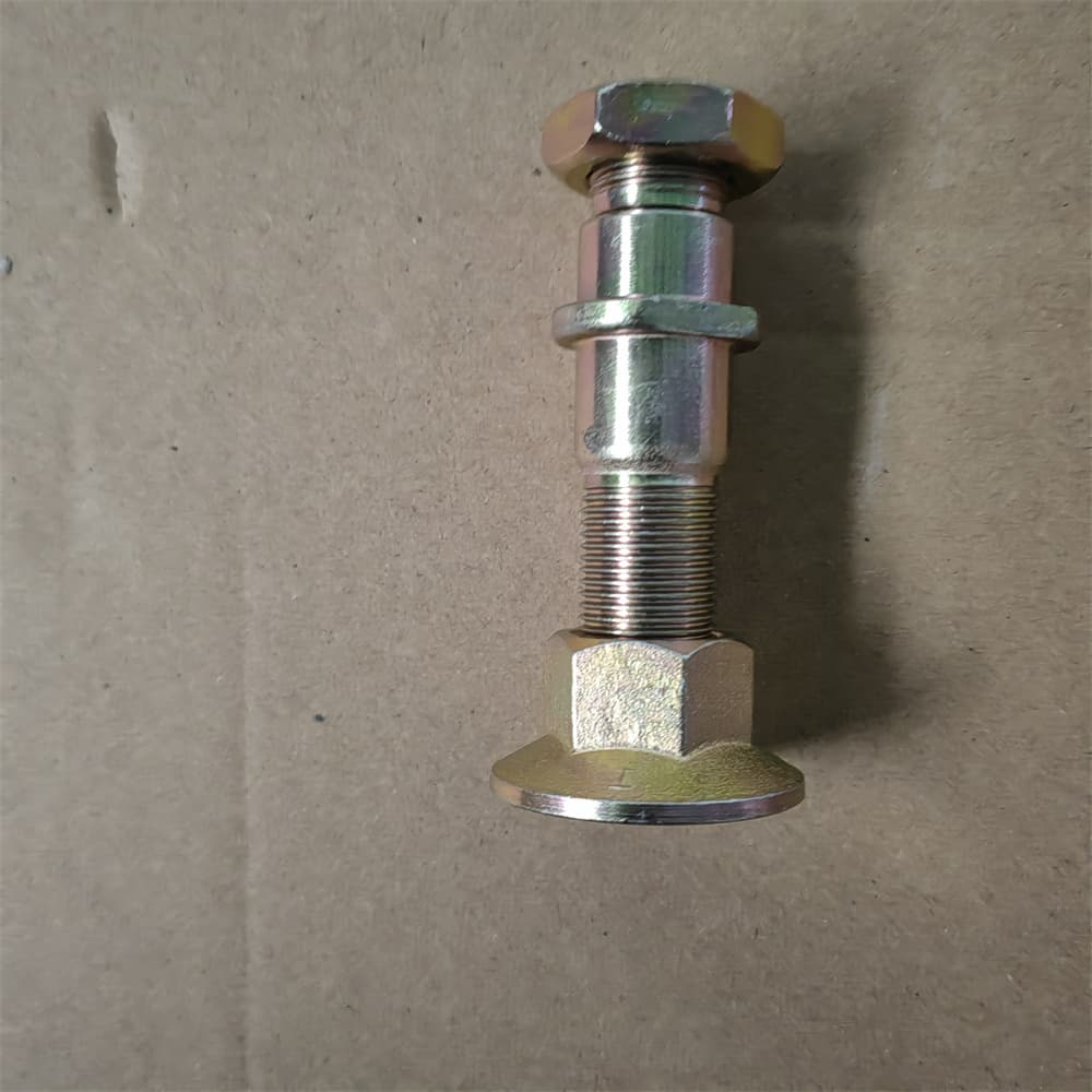 rear wheel bolt right