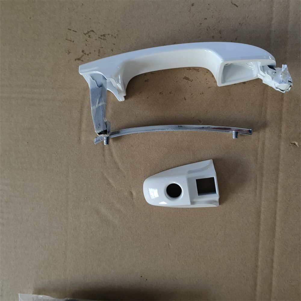RIGHT FRONT DOOR OUTER HANDLE