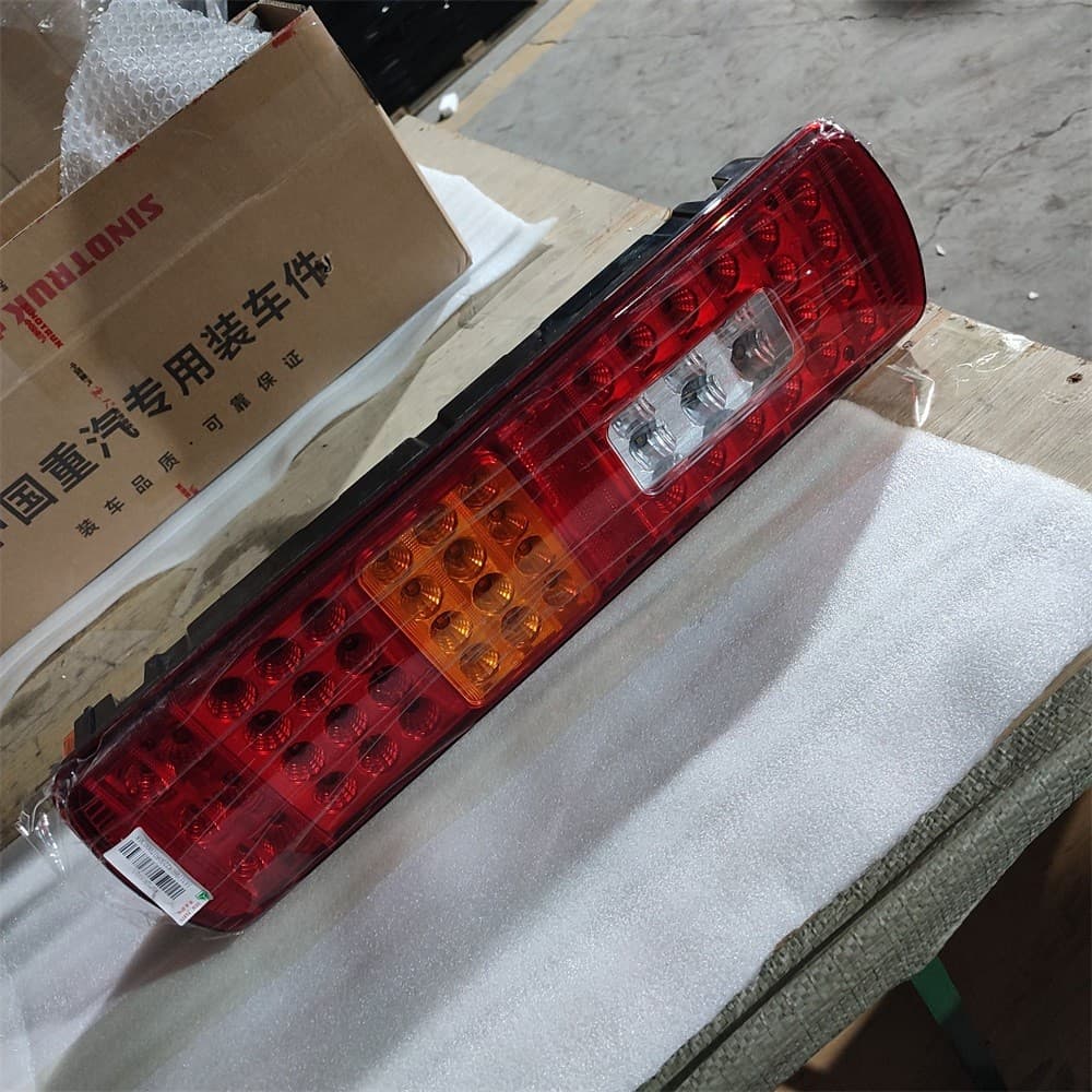 Left rear tail light