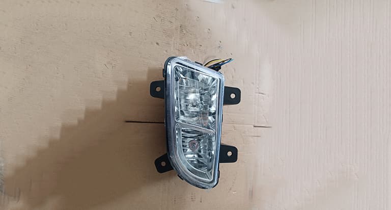 Left combination front fog light