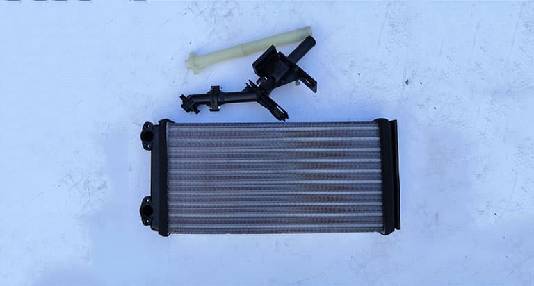 radiator assembly (with electric control water valve)