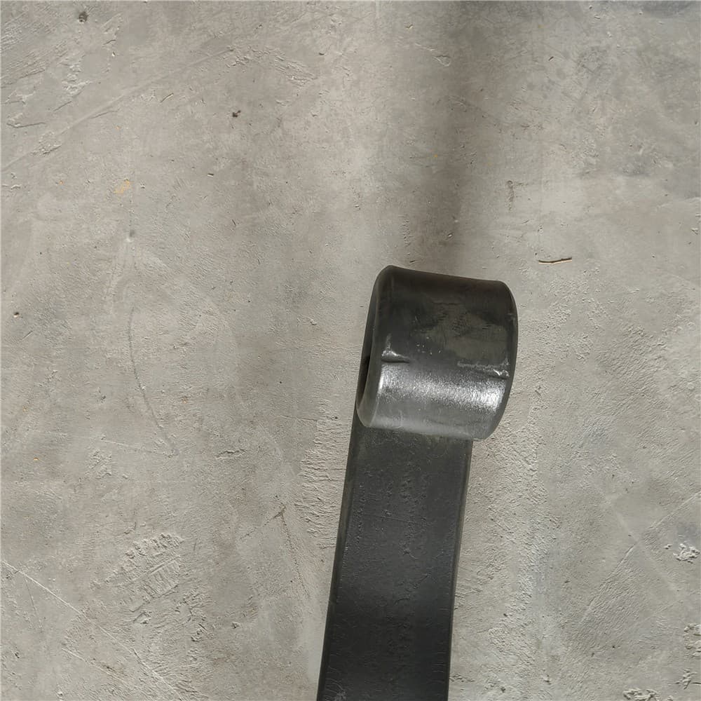 Rear leaf spring first piece