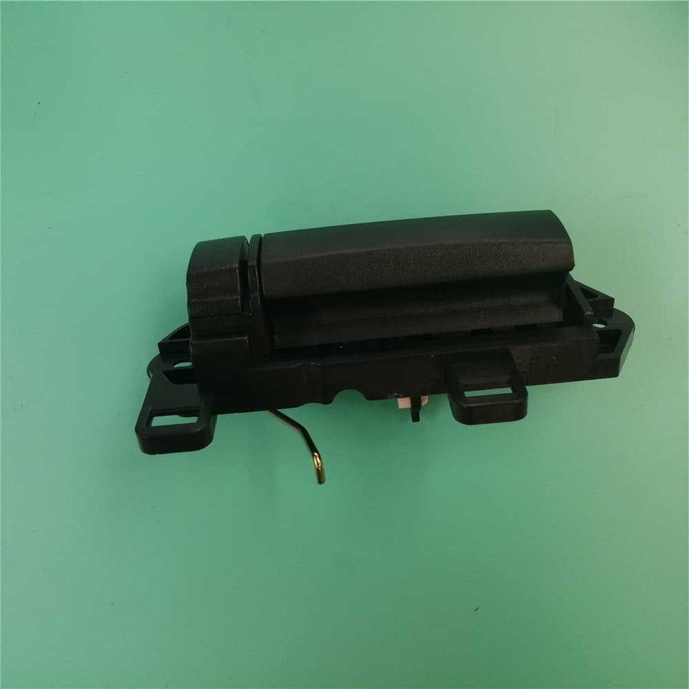 Buckle inside right sliding door