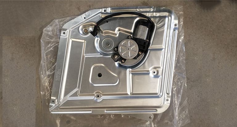 Glass lifter R
