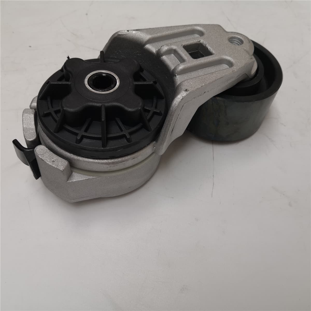 SINOTRUK Tensioner Euro 3 VG2600060313
