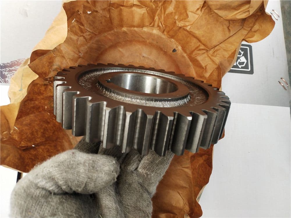 SINOTRUK GEAR 16749