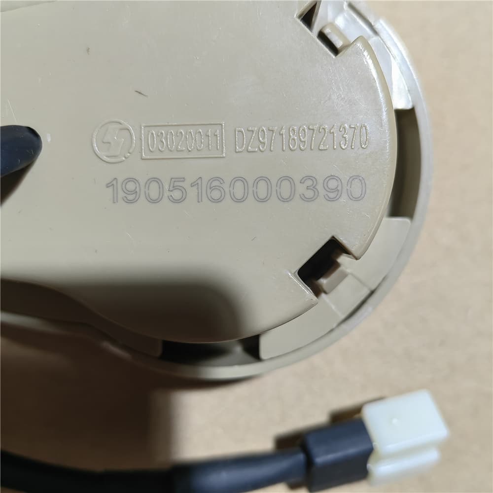 Berth lamp