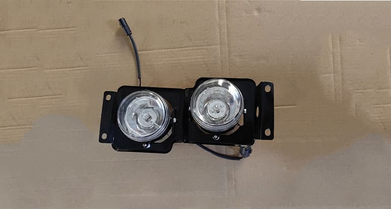 Left front combination light assembly