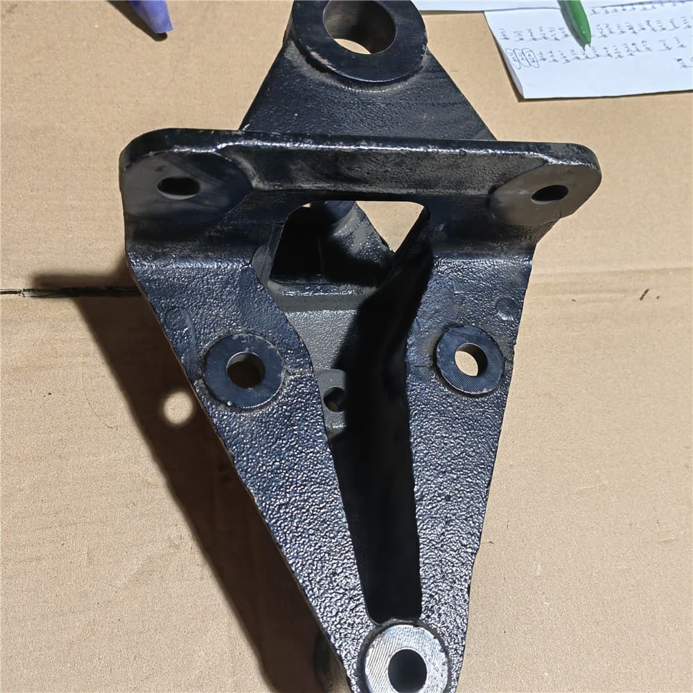 Front spring left front bracket