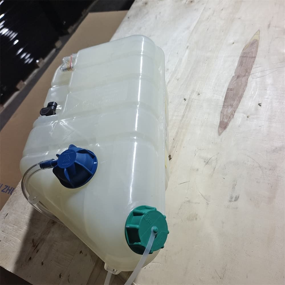 Expansion tank sensor